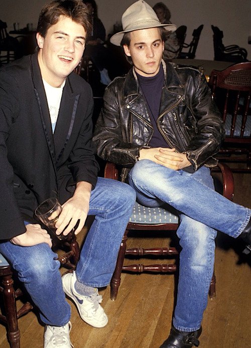  Matthew Perry and Johnny Depp