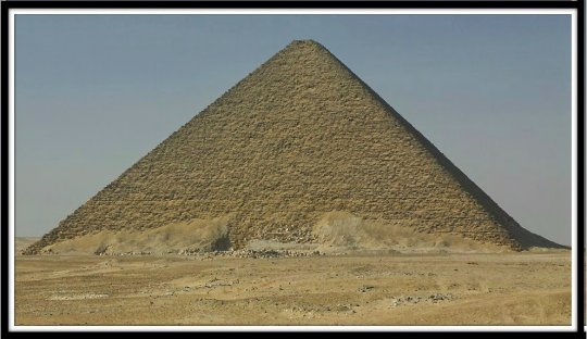 წითელი პირამიდა 