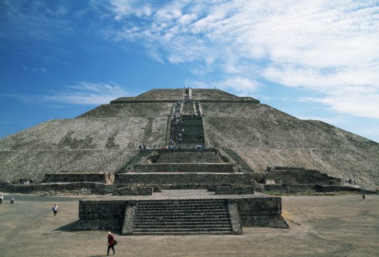მზის პირამიდა 