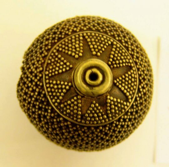 კოლხეთი. Bead. Gold,  diameter 4.1 cm. Colchis. Imereti. 8th century BC.  