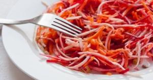 სალათი „წვრილი წელი“: 100 გრ კერძი მხოლოდ 38 კალორიას შეიცავს