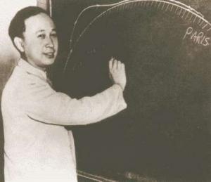 აშშ-ს მიერ განდევნილი გენიოსი, რომელმაც ჩინეთს კოსმოსის გზა უჩვენა: ქიან ქსუესენი