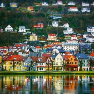სამოთხე ჩრდილოეთ ევროპაში -  გაიცანით ნორვეგიის ულამაზესი ქალაქი