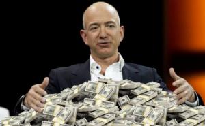 მსოფლიოში ყველაზე მდიდარი ადამიანი ( +ფოტოები)