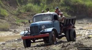 ინდონეზიაში 60 წლის საბჭოთა "ზილები" დღემდე დადიან(ვიდეო)