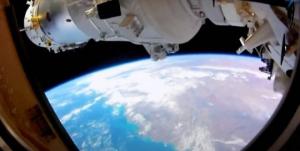 ვიდეო: ჩინეთის ეკიპაჟმა კოსმოსიდან დედამიწის ხედი აჩვენა