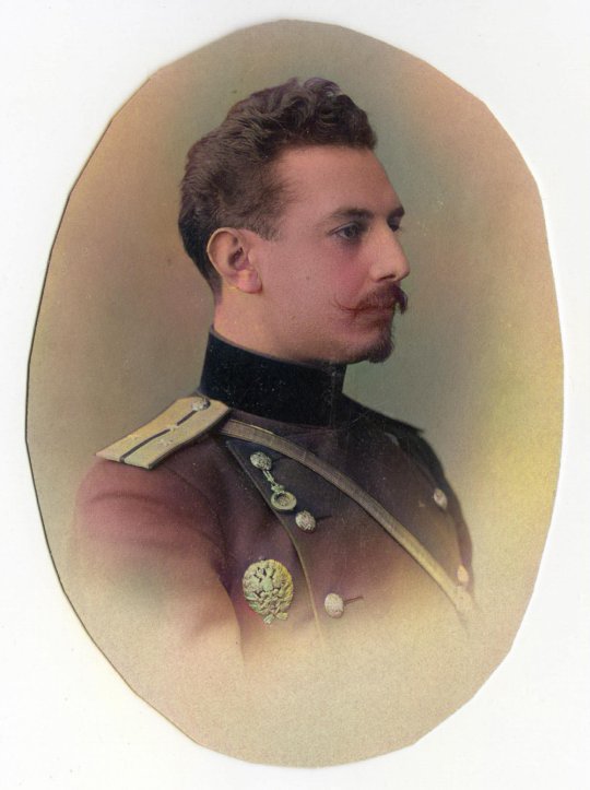 ვიაჩესლავ მიქელაძე,  არტემის ძე (1875-1951) - რუსეთის არმიის გენერალ-მაიორი (1916)