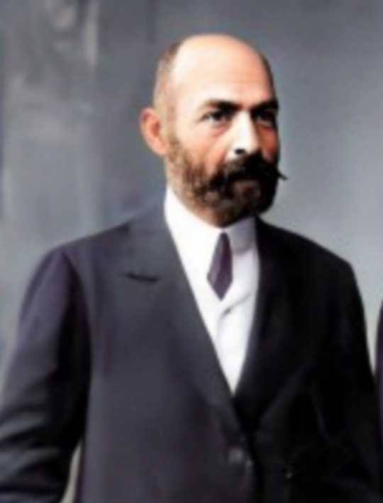 ვარლამ თაყაიშვილი,  სიმონის ძე (1857-1934 - რუსეთის არმიის გენერალ-მაიორი 1905 წლიდან
