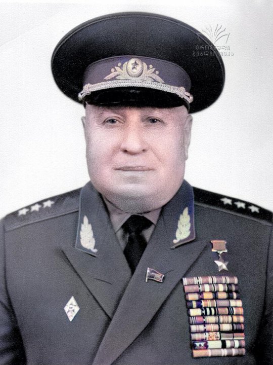 ალექსი ინაური,  ნიკოლოზის ძე (1908-1993) - საბჭოთა კავშირის გენერალ-პოლკოვნიკი (1967)