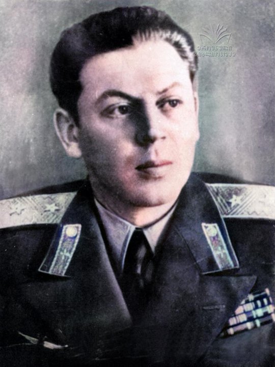ვასილი სტალინი,  იოსების ძე (1921-1962) - საბჭოთა კავშირის გენერალი