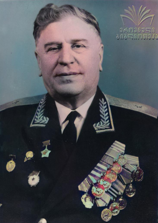 პეტრე ჩხობაძე,  იოსების ძე (1908-1985) - საბჭოთა კავშირის გენერალ-მაიორი (03.08.1953)