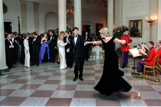 Princess Diana’s Victor Edelstein gown