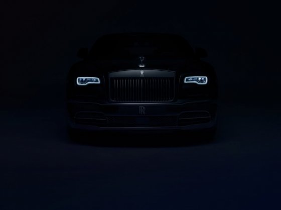 რკინის ავტორიტეტი.  Rolls Royce.