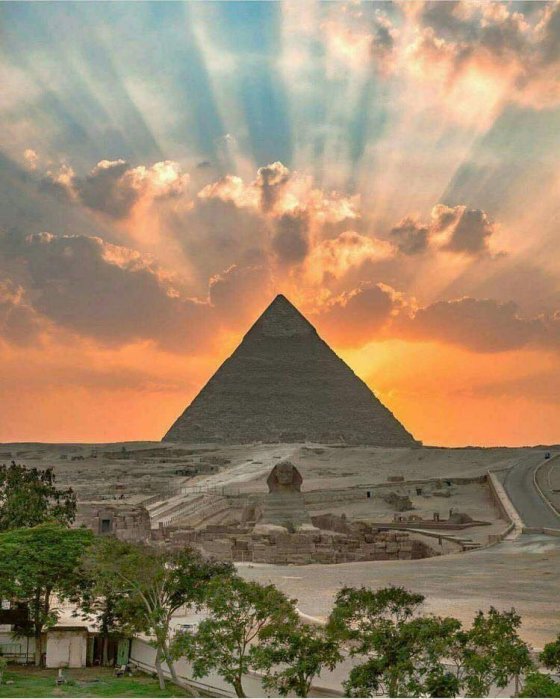 გიზას დიდი პირამიდა