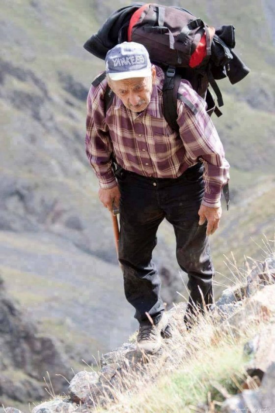 85 წლის,ქართველი ალპინისტი შოთა მირიანაშვილი, რომელიც დღემდე იპყრობს მწვერვალებს