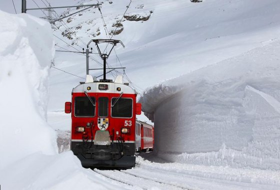 მატარებელი თოვლში