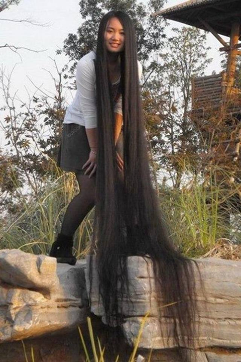 მომენტი, როცა  ზედმეტად გრძელი თმა  ქალს  არ უხდება