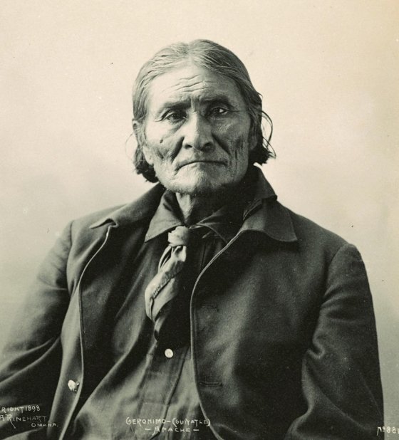 ჯერონიმო (1829 - 1909), აპაჩთა მოდგმის ინდიელი, რომელიც 25 წლის განმავლობაში ებრძოდა აშშ-ს.