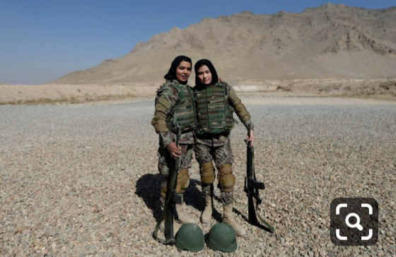 ქალები ჯარში