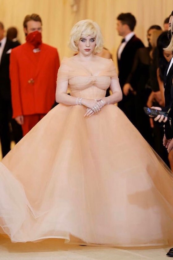 ბილი აილიში  MET GALA 2021-ზე