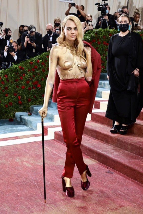 კარა დელევინი Met Gala-ზე