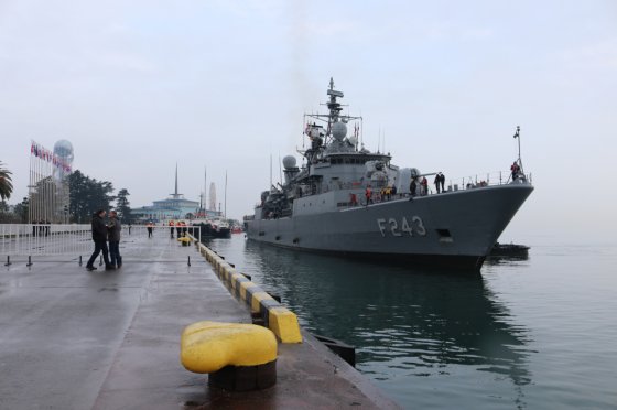 თურქეთის სამხედრო გემი TCG YILDIRIM F-243